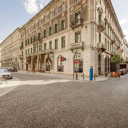 Apartamento Experience City Nightlife From A Sleek Lavish Pad Budapest Exterior foto